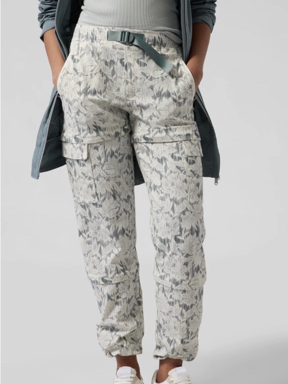 Athleta Trekkie Convertible Hike Pants Ethereal Bloom Floral Size 12 Ripstop